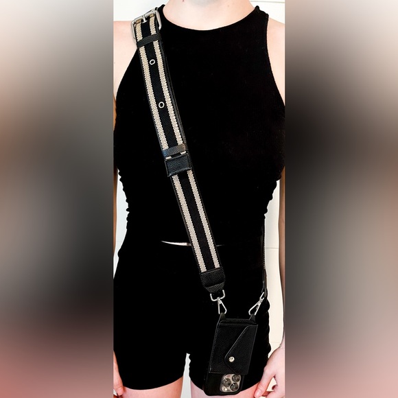 The “ Look At Me” bundle. - Picture 7 of 7